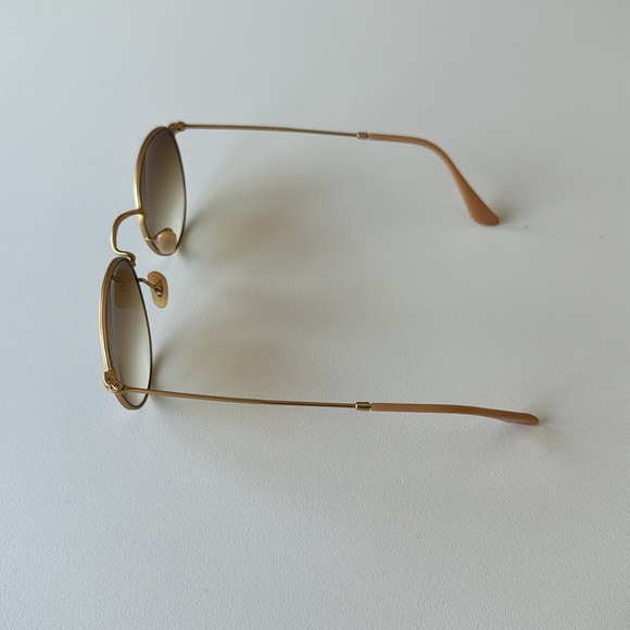Ray-Ban Round Metal Sunglasses - Matte Gold with Brown Lens - Like New - 50-21 - Picture 4 of 7
